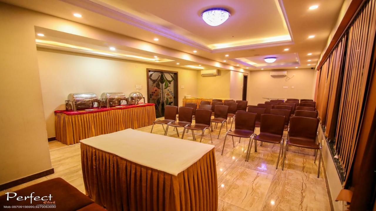 The Mahal Inn Jamshedpur Dış mekan fotoğraf