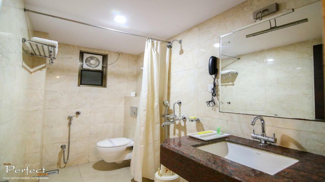 The Mahal Inn Jamshedpur Dış mekan fotoğraf